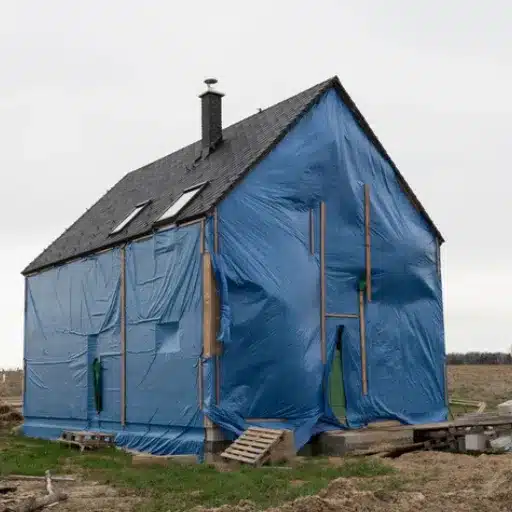Benefits of Using Construction Tarps